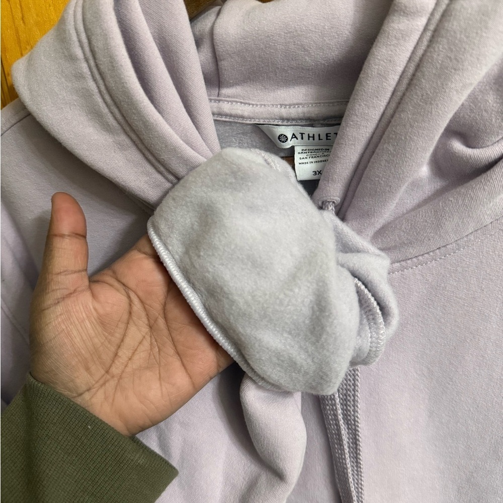 Athleta Soft Pastel Purple Hoodie Fuzzy interior - Picture 5 of 5